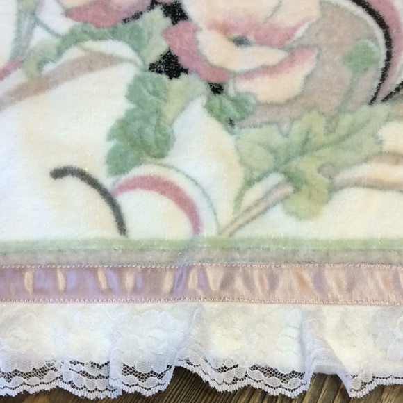 FINAL SALE PRICE Guest Towel & Duck Easy Liner - Picture 2 of 9